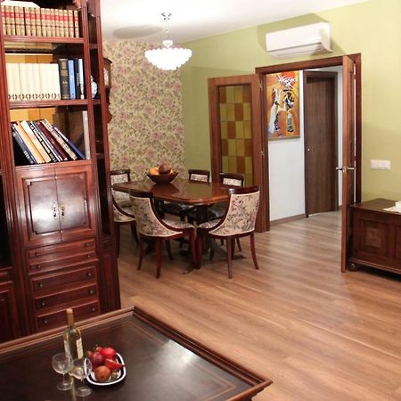 Апартаменты Fantastico Apartamento A 100 M Del Centro Жирона Экстерьер фото